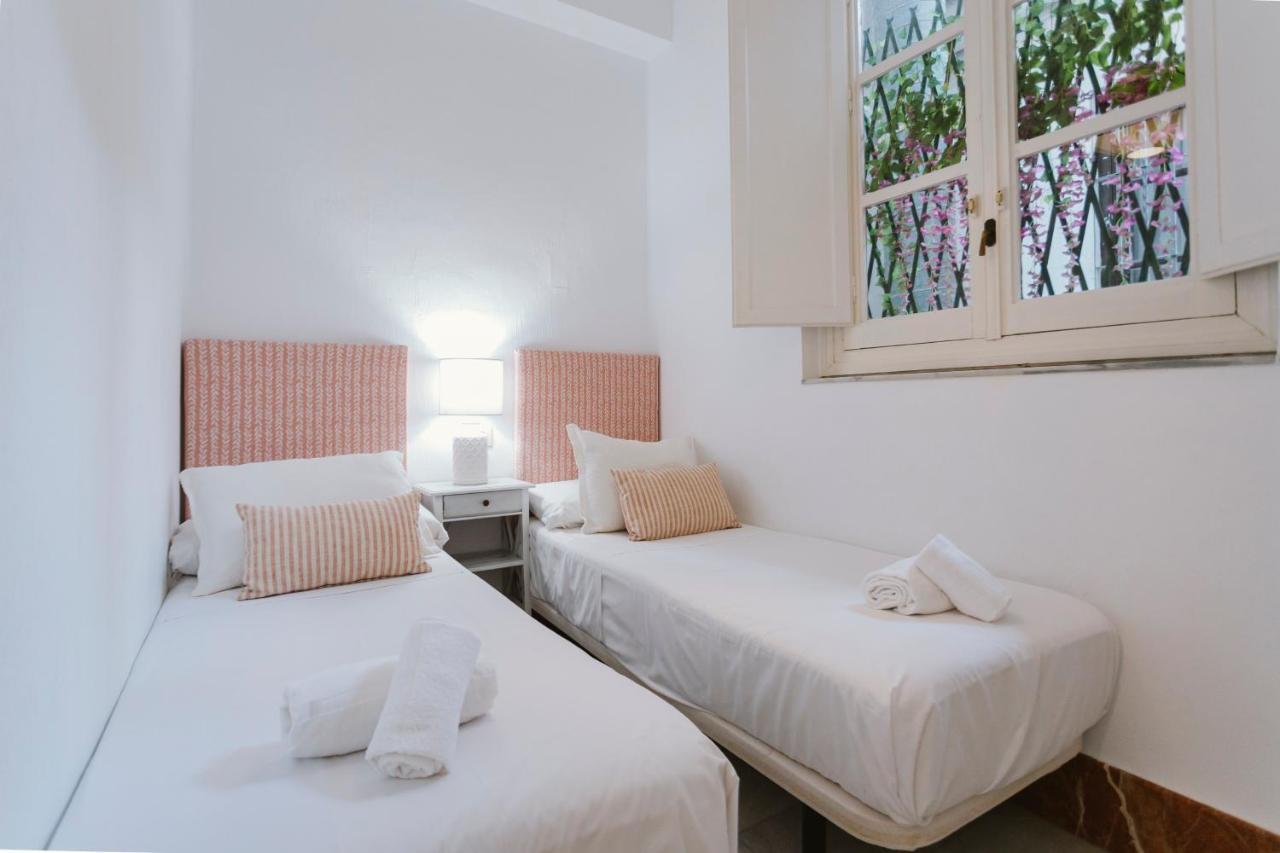 Apartamento Bright And Cozy-1Bd 1Bth & 2Bd 1Bth- La Giralda Sevilla Exterior foto