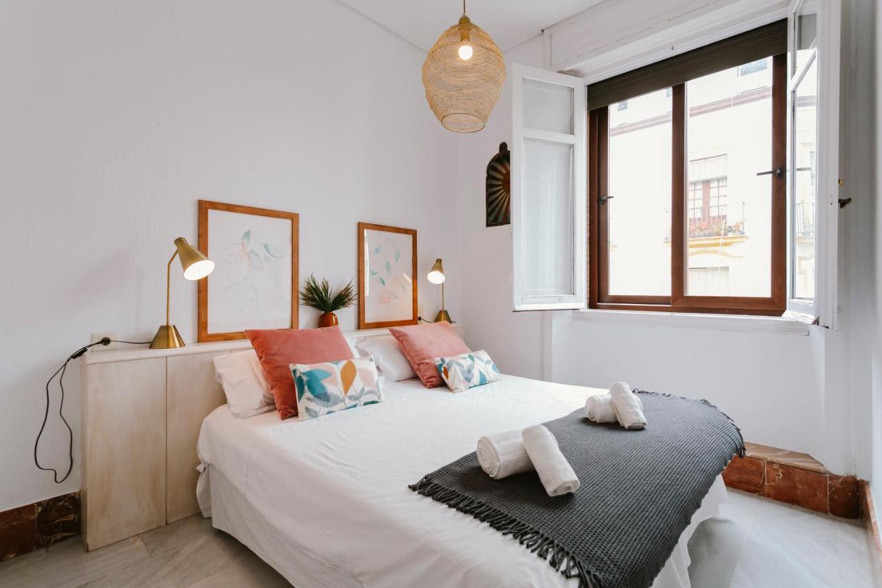 Apartamento Bright And Cozy-1Bd 1Bth & 2Bd 1Bth- La Giralda Sevilla Exterior foto